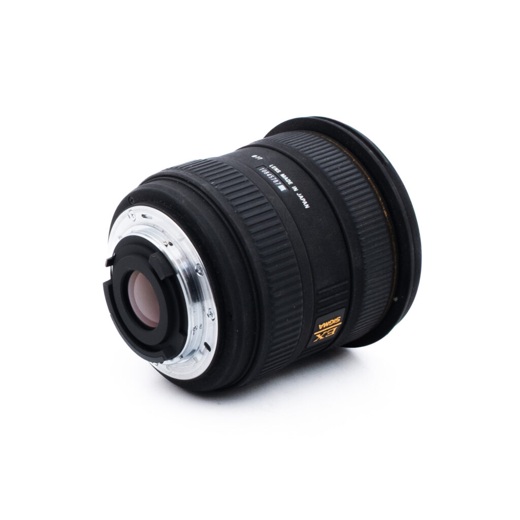 Sigma 10-20mm f4-56 DC HSM Nikon-1 Sigma 10-20mm f/4-5.6 DC HSM Nikon F DX - Käytetty