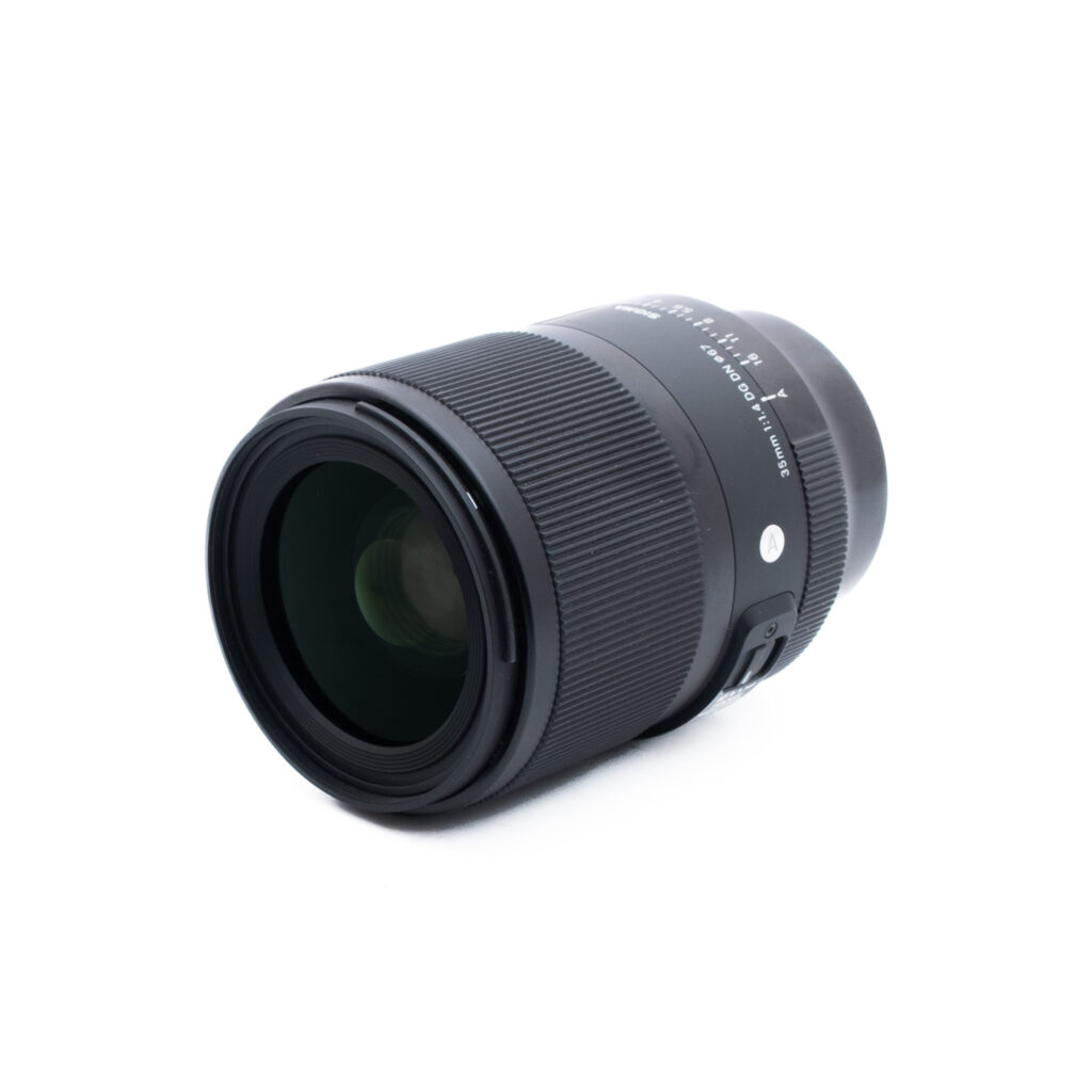 Sigma 35mm f14 DG DN Sony-2 Sigma Art 35mm f/1.4 DG DN Sony FE - Käytetty