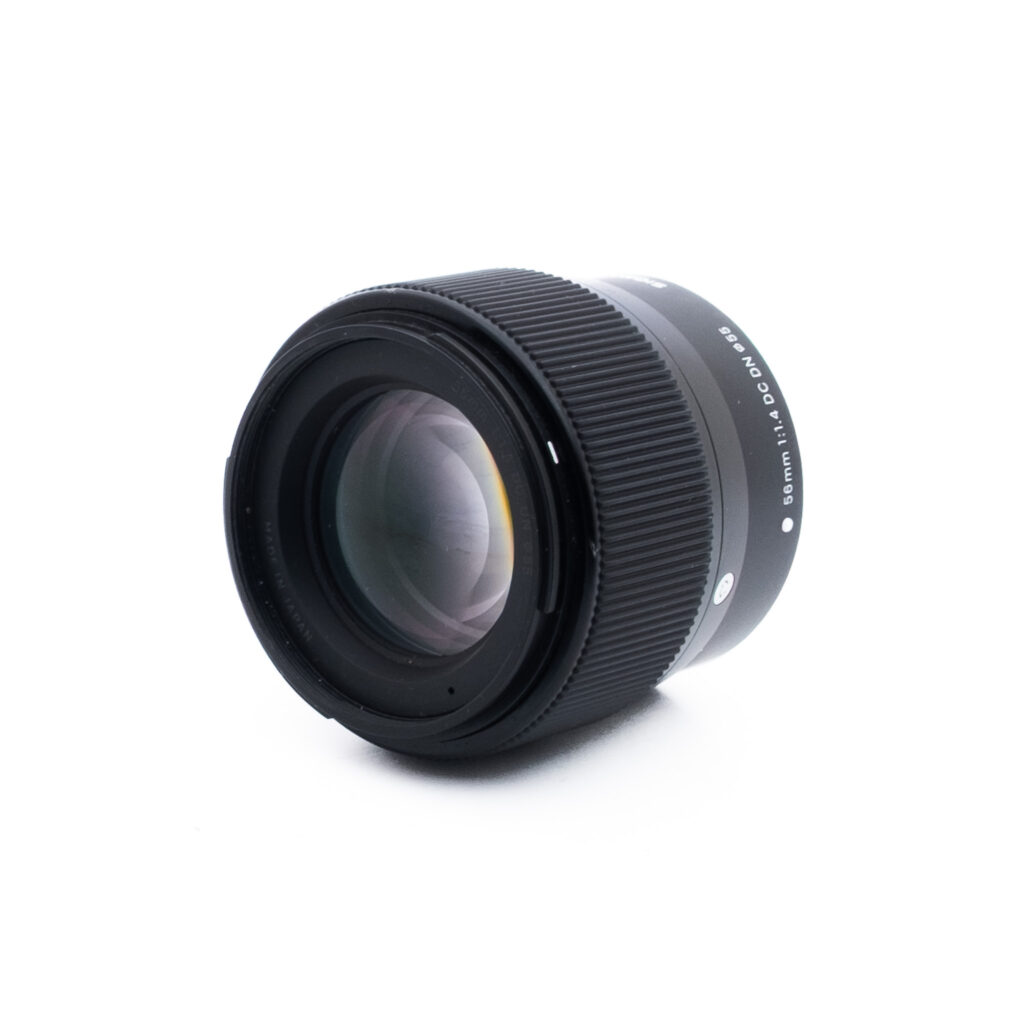 Sigma 56mm f14 DC DN-2 Sigma 56mm f/1.4 DC DN C Canon EF-M - Käytetty