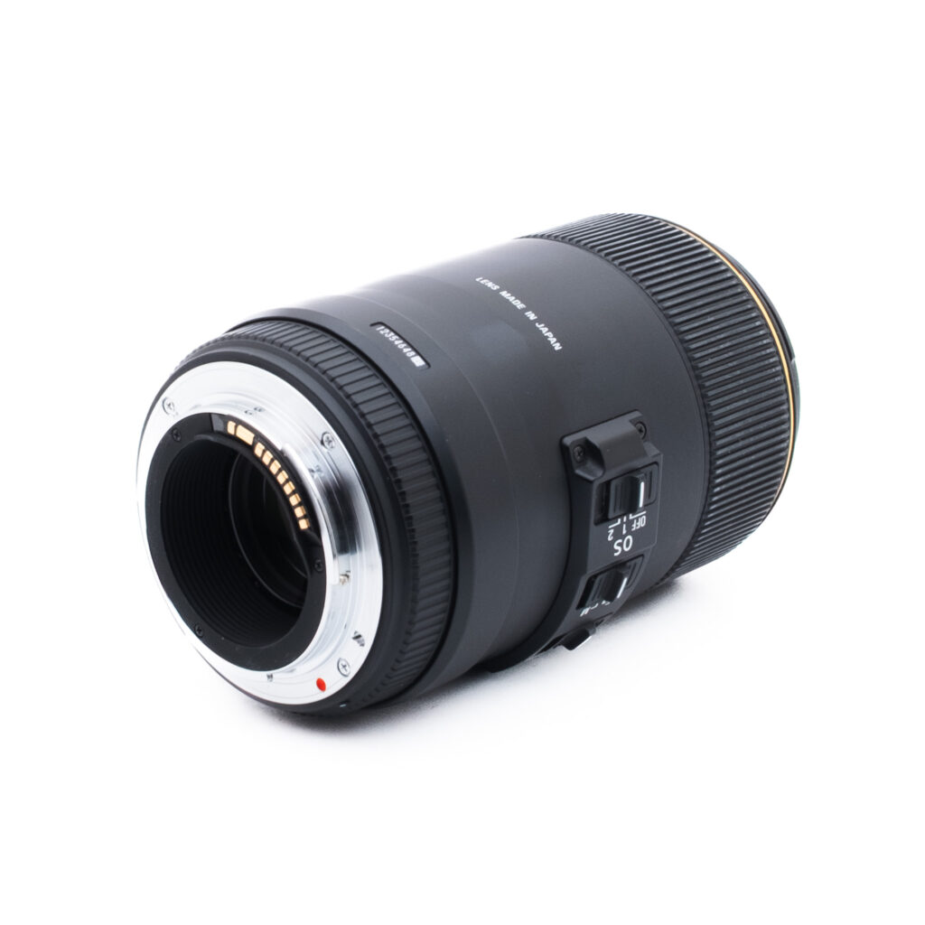 Sigma EX 105mm f28 DG Macro HSM Canon-1 Sigma 105mm f/2.8 EX DG OS HSM Macro Canon EF - Käytetty