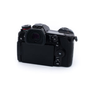 panasonic_g9-2 Panasonic Lumix G9 (SC 200, Kunto K5, Takuu 6kk) - Käytetty