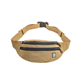 BlackRapid Waist Pack Coyote on ruskehtava vyötärölaukku, jossa on kaksi mustaa vetoketjullista lokeroa, säädettävä hihna mustalla muovisoljella ja pieni mustavalkoinen neliön muotoinen logo edessä.