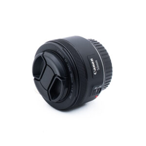 Canon EF 50mm f18 STM-3-2 Canon EF 50mm f/1.8 STM - Käytetty
