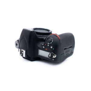 Nikon D750 0414-2 Nikon D750 (SC 73500, sis. ALV 25,5%) - Käytetty