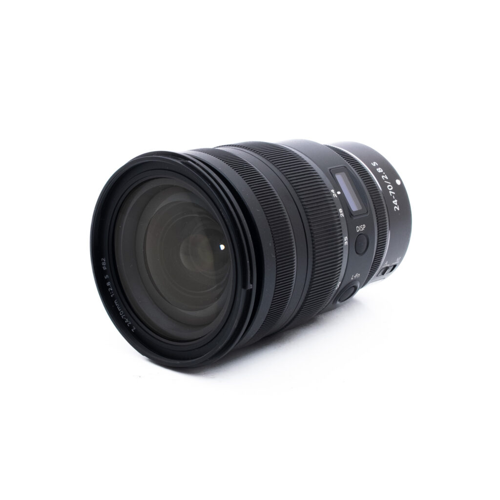 Nikon Z 24-70mm f28 S-2 Nikon Nikkor Z 24-70mm f/2.8 S (sis. ALV 25,5%) - Käytetty