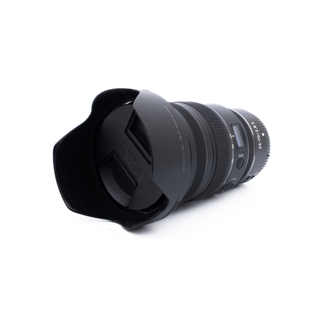 Nikon Z 24-70mm f28 S-3 Nikon Nikkor Z 24-70mm f/2.8 S (sis. ALV 25,5%) - Käytetty
