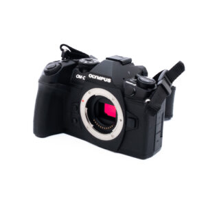 Olympus E-M1 II 5416-4 Olympus OM-D E-M1 Mark II (SC 14500) - Käytetty