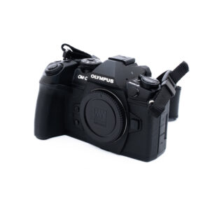 Olympus E-M1 II 5416-5 Olympus OM-D E-M1 Mark II (SC 14500) - Käytetty