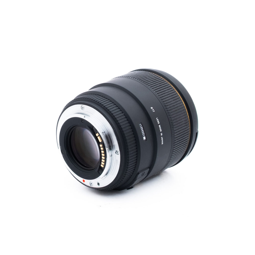 Sigma 85mm f14 DG HSM Canon-1-2 Sigma 85mm f/1.4 EX DG HSM Canon EF (sis. ALV 25,5%) - Käytetty
