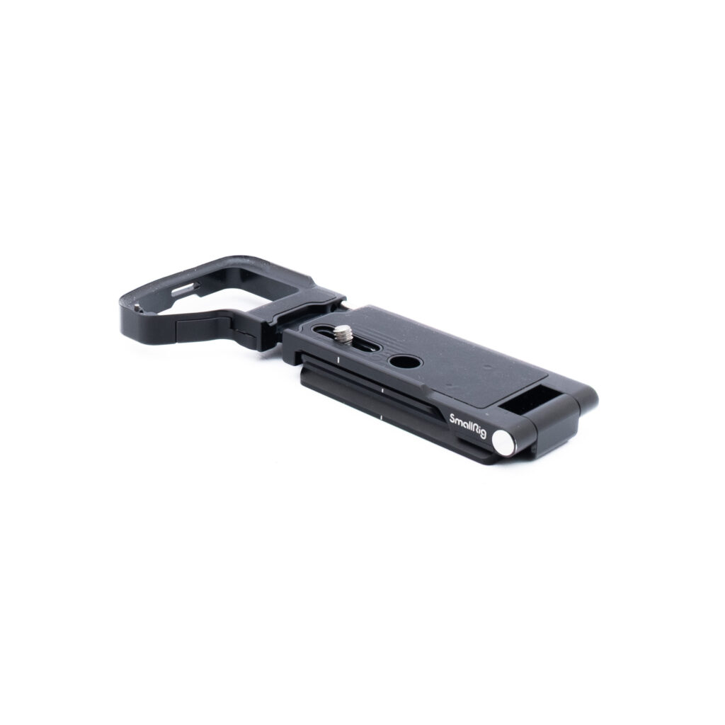 Smallrig juttu A7 jotain-2 SmallRig 3984 Foldable L-Bracket for Sony A7 IV, A7R V & A7S III - Käytetty