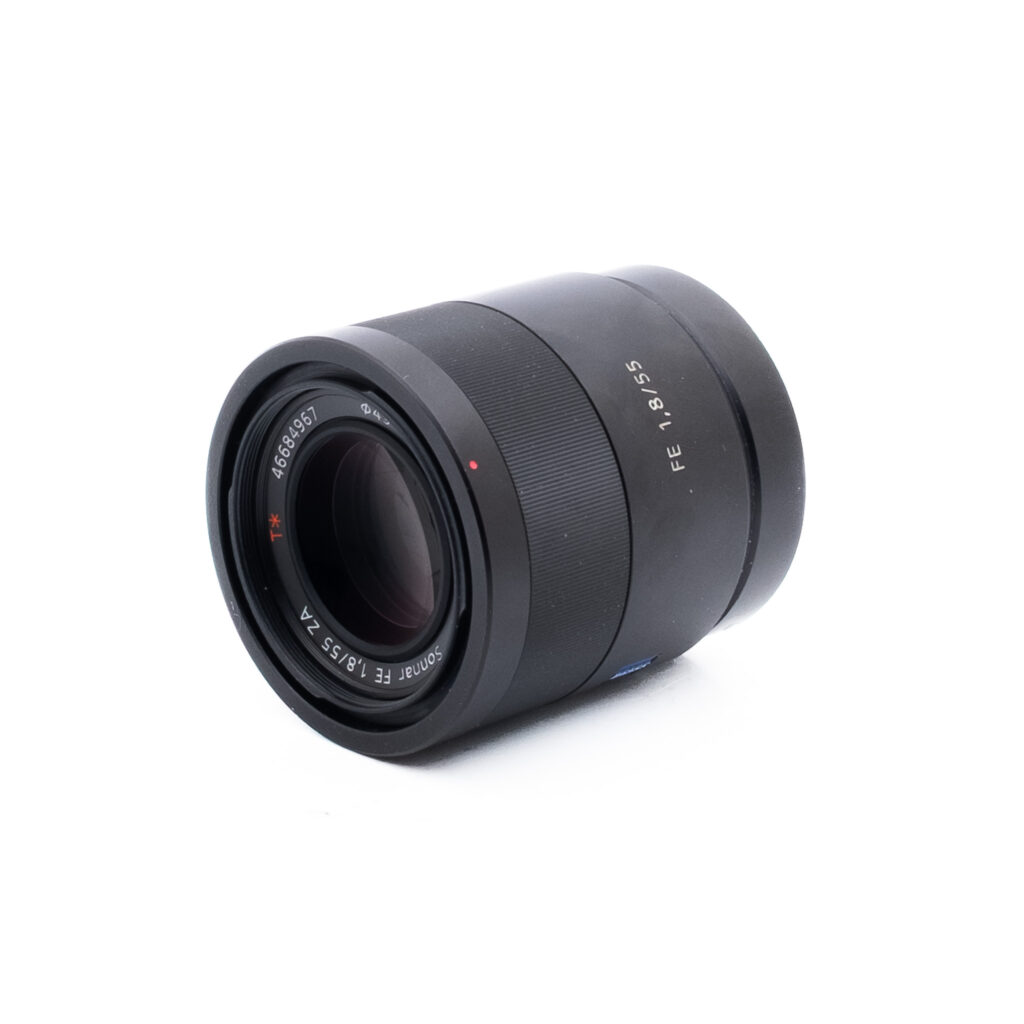 Sony 55mm f18 ZA-2-5 Sony FE Sonnar T* 55mm f/1.8 ZA (sis. ALV 25,5%) - Käytetty