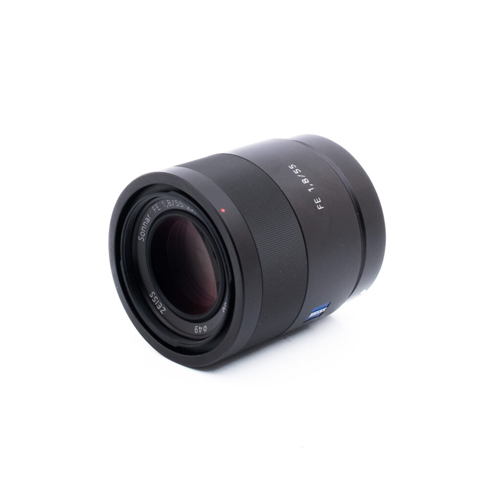 Sony 55mm f18 ZA-2-6 Sony FE Sonnar T* 55mm f/1.8 ZA (Kunto K5) - Käytetty