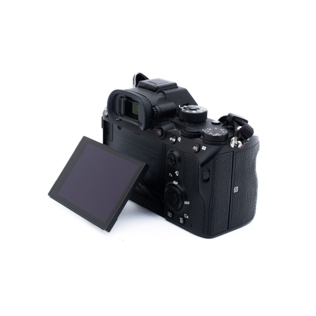 Sony A7R IIIA (SC 28000, sis. ALV 25,5%) – Käytetty