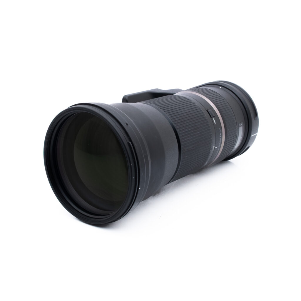 Tamron 150-600mm f5-63 USD Nikon-2 Tamron SP 150-600mm f/5-6.3 Di VC USD Nikon F - Käytetty