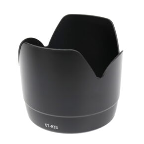 SAMSUNG CSC Musta Caruba ET-83 II -vastavalosuoja on kuvattu pystyasennossa valkoisella pohjalla.