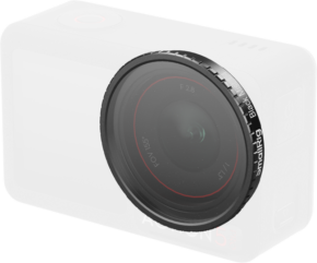 800q-01_135065 SmallRig 5836 1/4 Effect Black Mist -suodatin DJI Osmo Action 5 Pro/4:lle on asennettu toimintakameran etupuolelle, joka näkyy taustalla suurimmaksi osaksi sumeana.