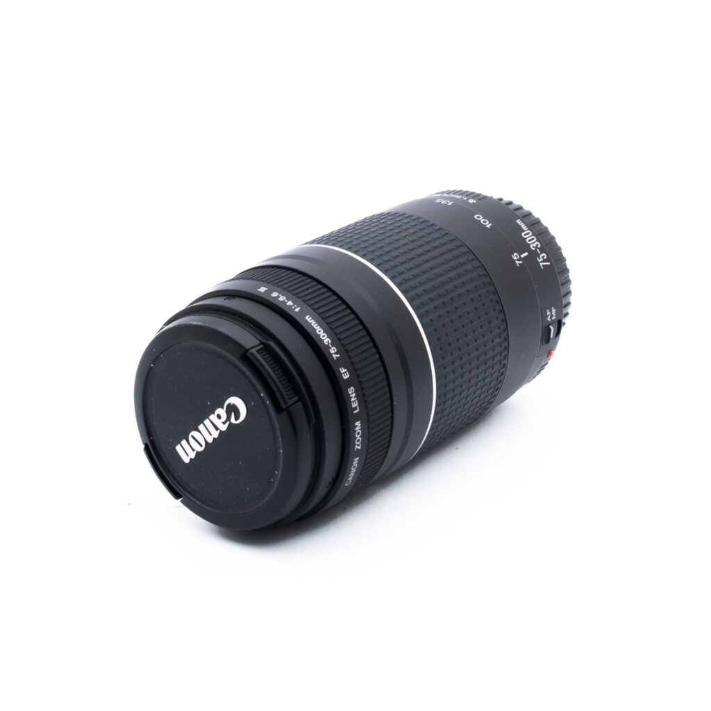 Canon EF 75-300mm f/4-5.6 III (Kunto K5) - Käytetty