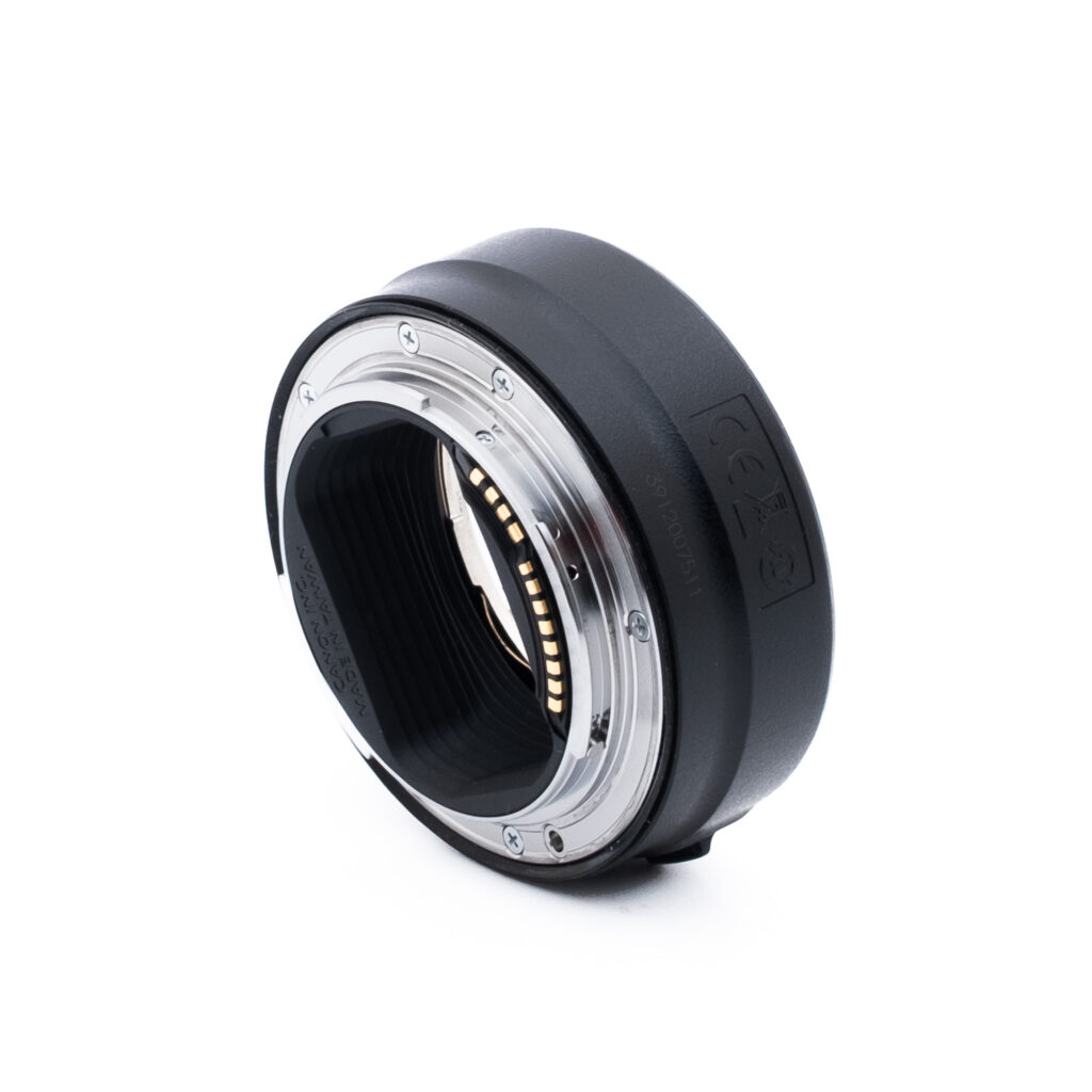 Canon Mount Adapter EF - EOS R (Kunto K5, sis. ALV 25,5%) - Käytetty