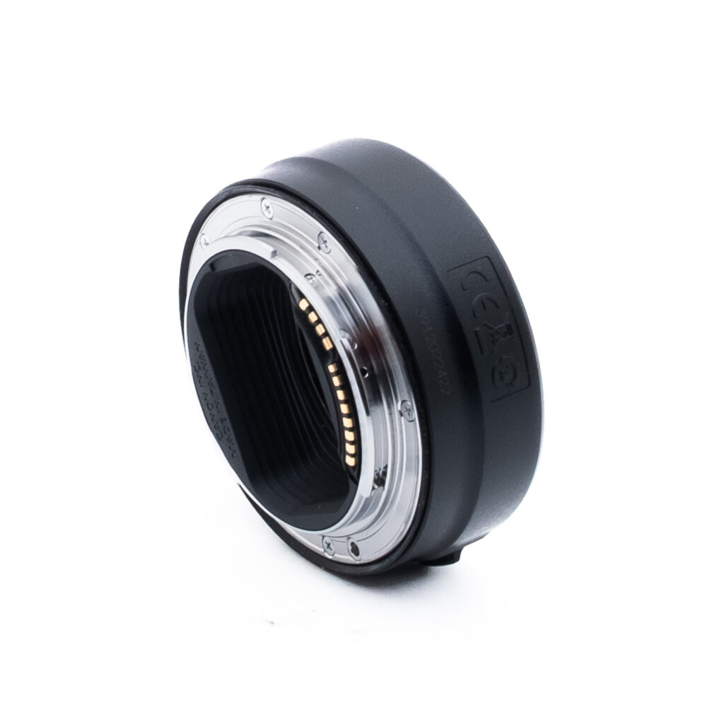 Canon Mount Adapter EF - EOS R (Kunto K5, sis. ALV 25,5%) - Käytetty