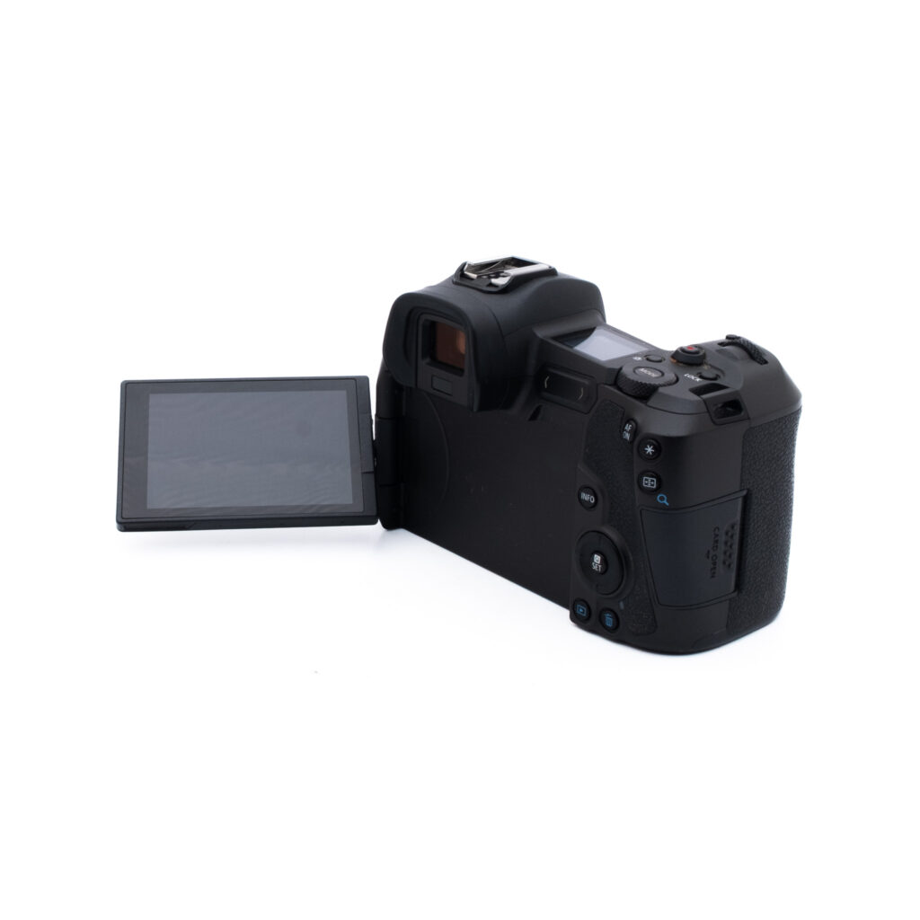 Canon R 1754-3 Canon EOS R (SC 119000, sis. ALV 25,5%) - Käytetty