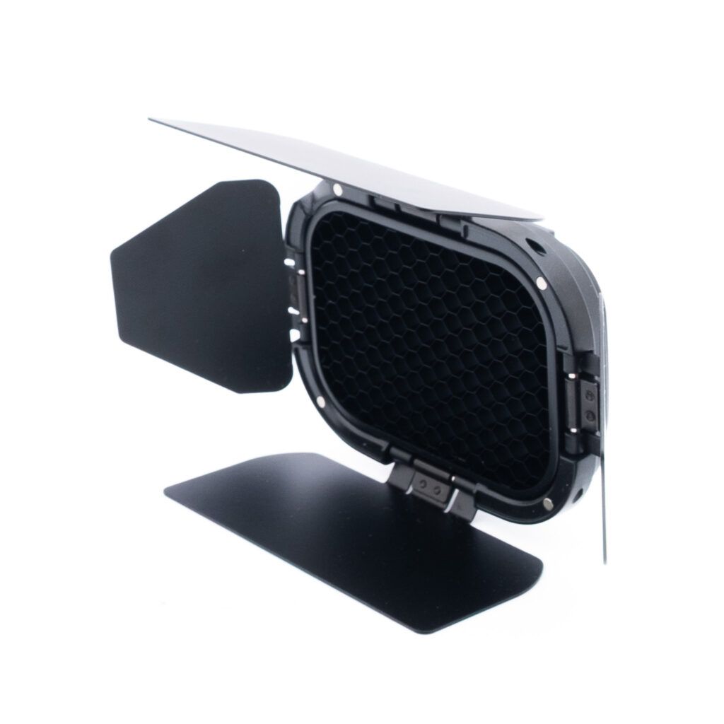Godox Kalvot200-2 Godox BD-07 Barndoor Kit with 4 Color Gels for AD200 (sis. ALV 25,5%) - Käytetty