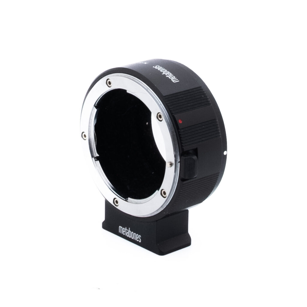 Metabones N-F - E mount T-2 Metabones N/F-E mount adapter - Käytetty