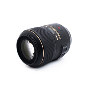 Nikon 105mm f28G VR-2 Nikon AF-S Micro-Nikkor 105mm f/2.8G VR ED (Kunto K5) - Käytetty
