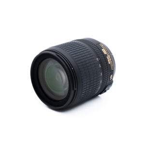 Nikon 18-105mm f35-56G ED DX VR-2 Nikon AF-S DX Nikkor 18-105mm f/3.5 - 5.6 ED VR (Kunto K5) - Käytetty