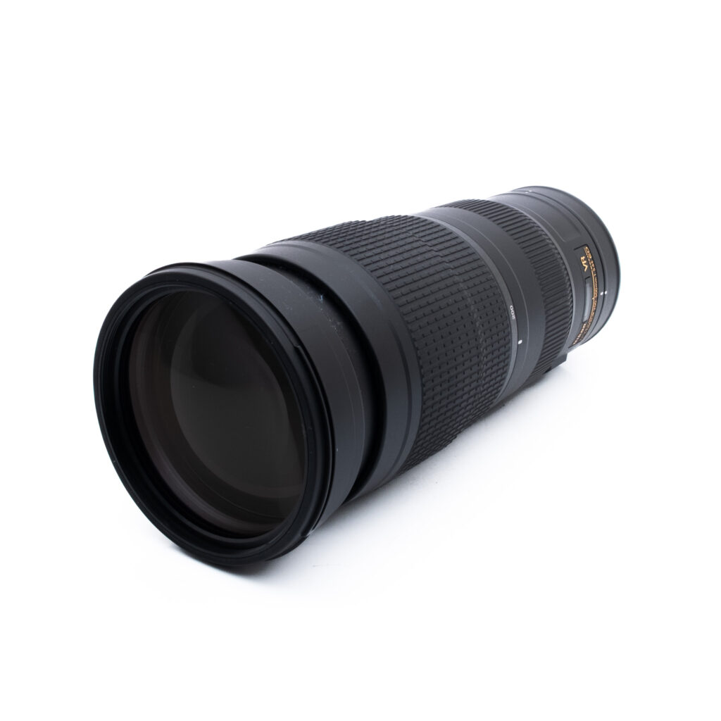 Nikon 200-500mm f56E ED VR-2-5 Nikon AF-S Nikkor 200-500mm f/5.6E ED VR (Kunto K5, Takuu 6kk) - Käytetty
