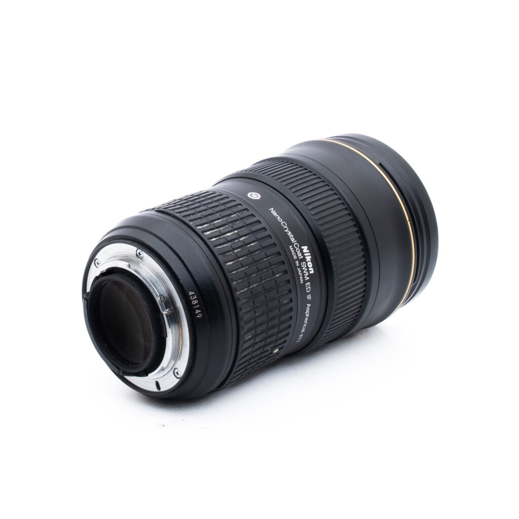 Nikon 24-70mm f28G ED-1-3 Nikon AF-S Nikkor 24-70mm f/2.8 G ED (sis. AVL 25,5%) - Käytetty