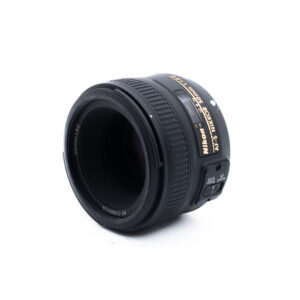 Nikon 50mm f18 G-2-6 Nikon AF-S Nikkor 50mm f/1.8 G (Kunto K5) - Käytetty
