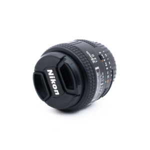 Nikon AF Nikkor 35mm f2 D-3 Nikon AF Nikkor 35mm f/2 D (Kunto K5, sis. ALV 25,5%) - Käytetty