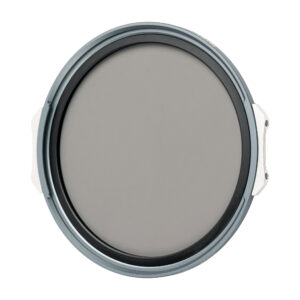 NisiMag67_7 NiSi JetMag Pro 67mm Filter Circular Polarizer True Color polarizing filter, circular and grey with metal frame, visible from above on a white background.