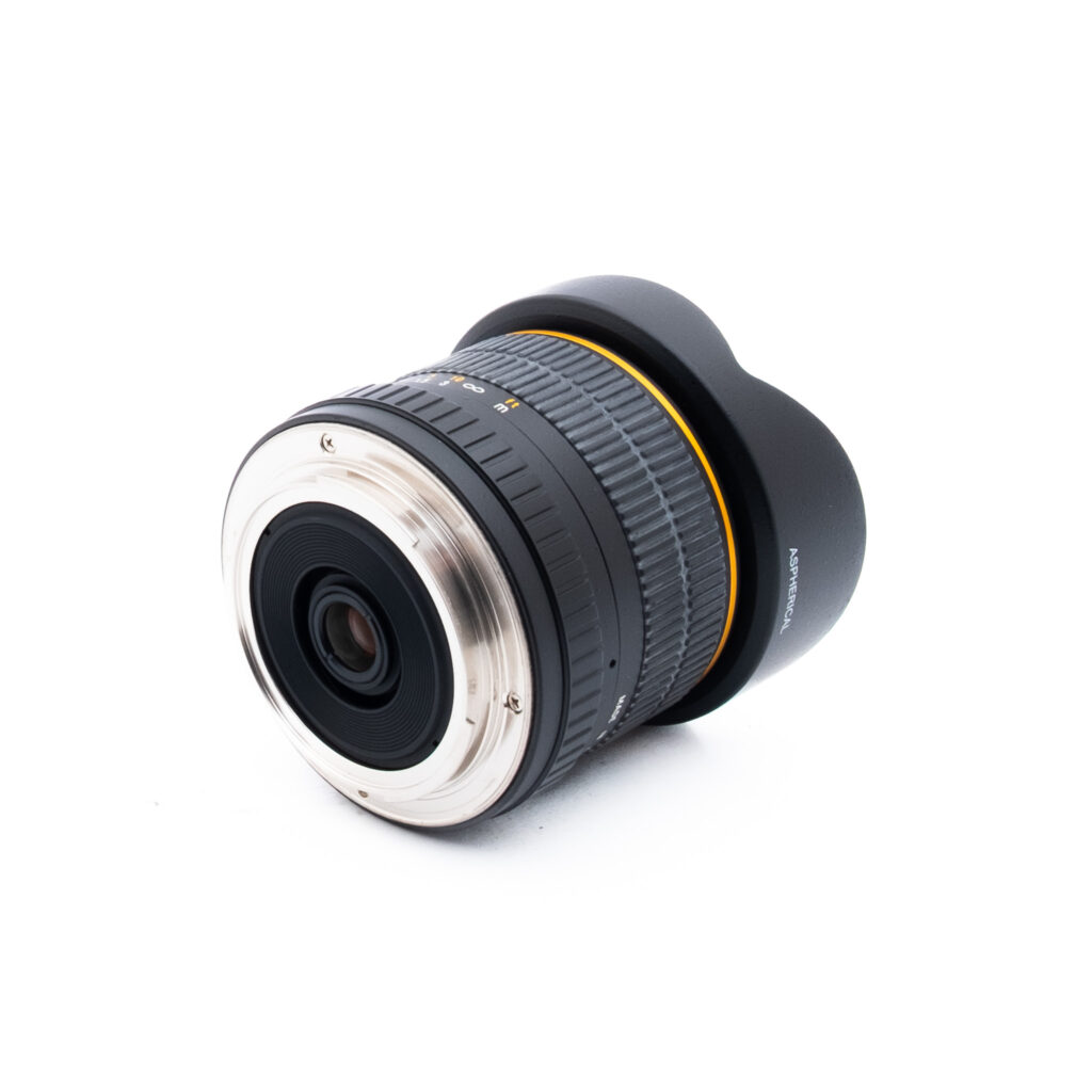 Samyang 8mm f/3.5 Fisheye CS Canon EF-S - Käytetty