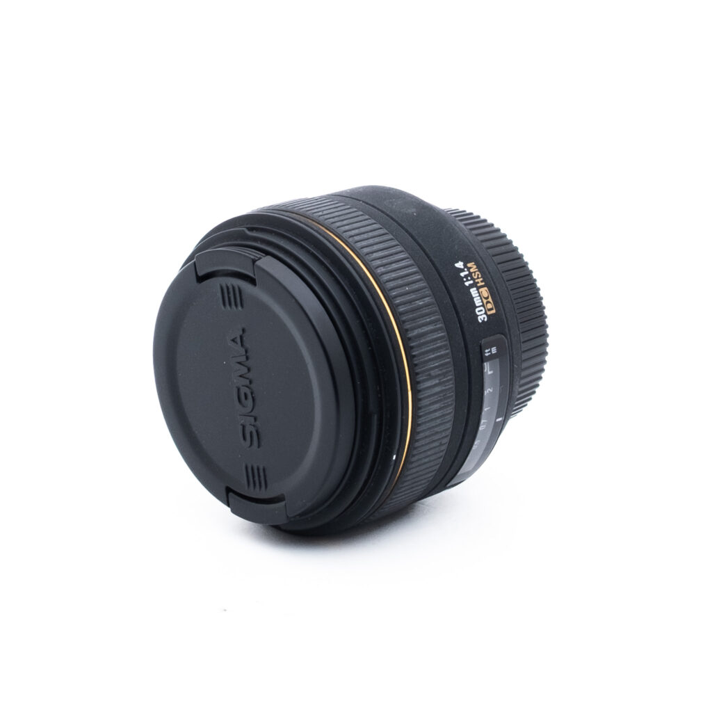 Sigma 30mm f14 DC HSM Nikon-3 Sigma EX 30mm f/1.4 DC HSM Nikon F DX - Käytetty