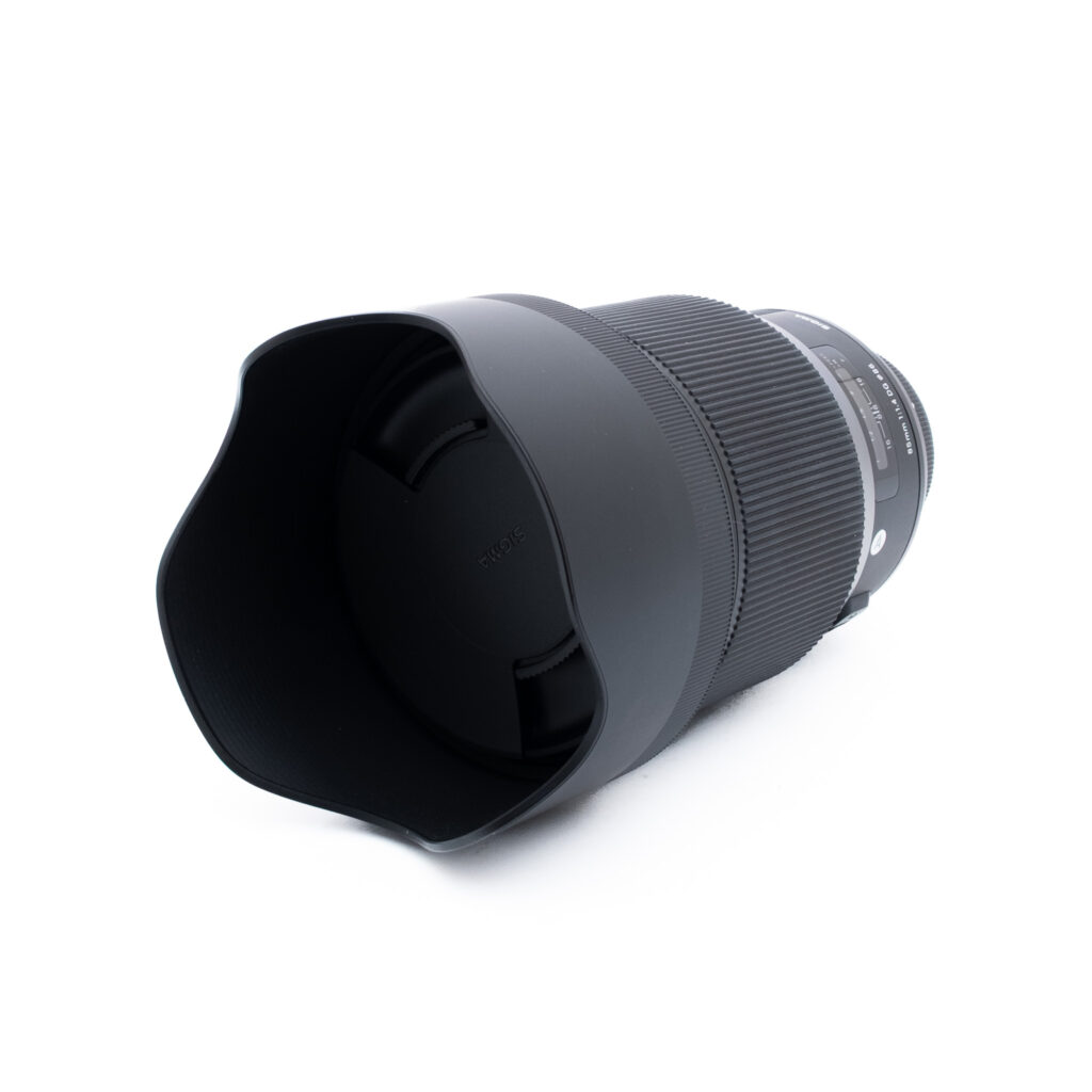 Sigma 85mm f14 DG Nikon-3-3 Sigma Art 85mm f/1.4 DG Canon EF - Käytetty