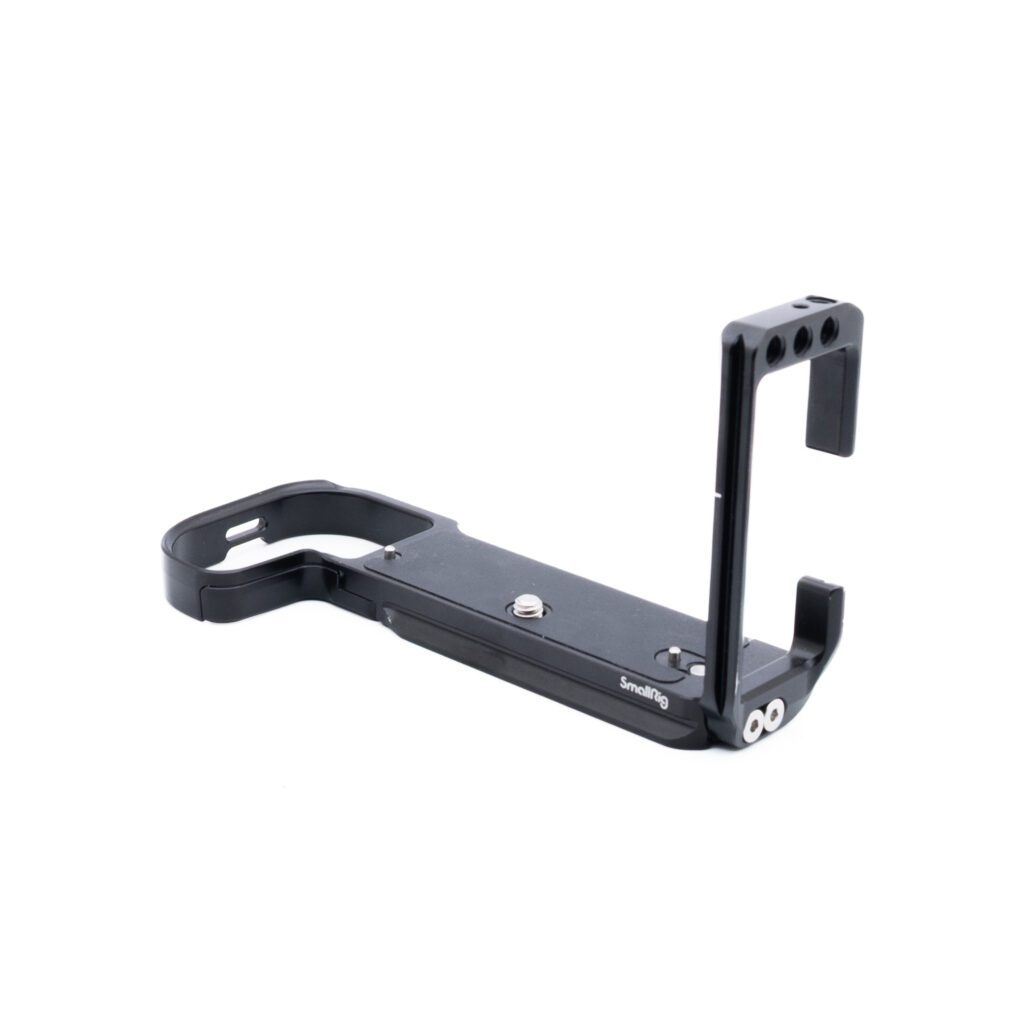 Smallrig 4160-2 SmallRig 4160 L-Shape Mount Plate for Canon EOS R5/ R5C/ R6/ R6 MKII (sis. ALV 25,5%) - Käytetty