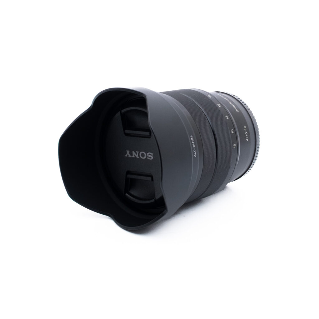 Sony 10-18mm f4 OSS-3 Sony E 10-18mm f/4 OSS - Käytetty