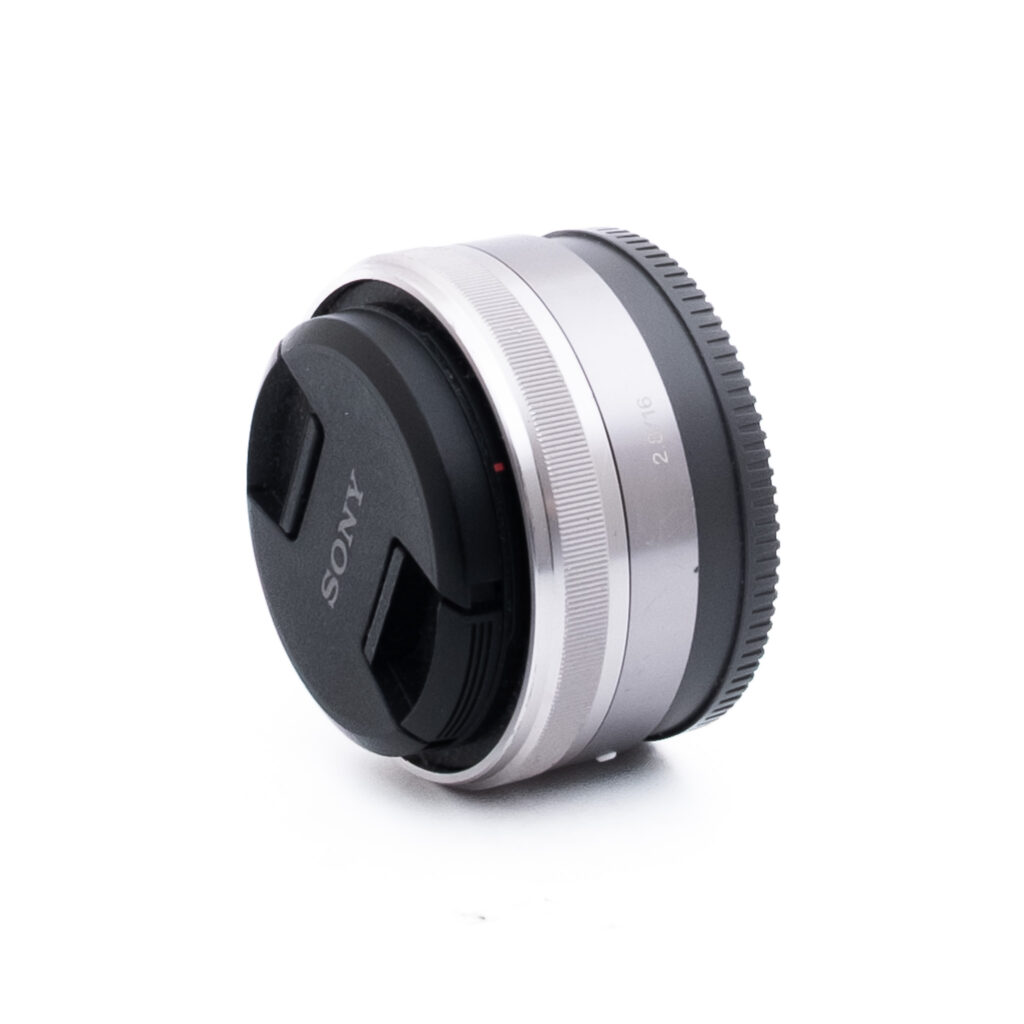Sony 16mm f28 E-3 Sony E 16mm f/2.8 (sis. ALV 25,5%) - Käytetty