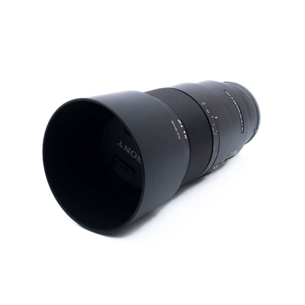 Sony 90mm f28 Macro G OSS-3 Sony FE 90mm f/2.8 Macro G OSS (Kunto K5, Takuu 6kk) - Käytetty