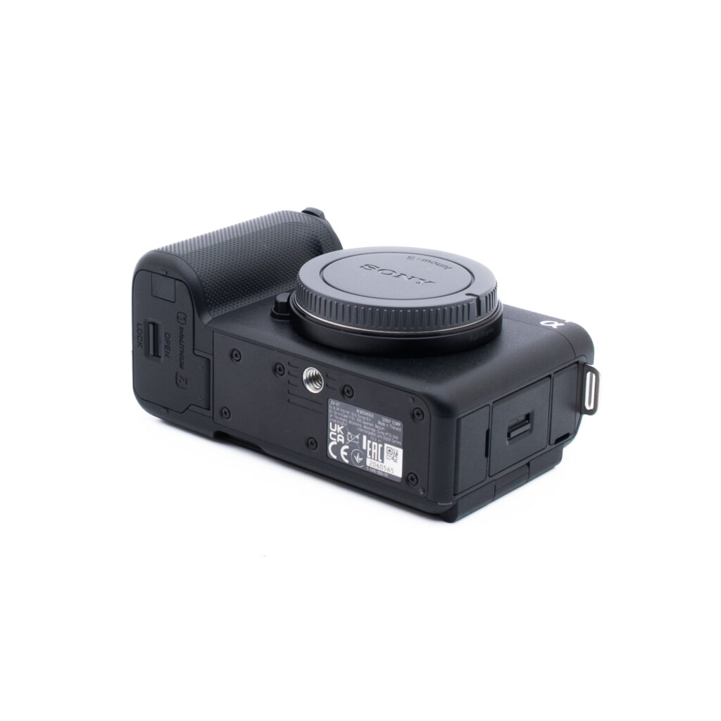 Sony ZV-E1 (Kunto K5, Takuu 6kk) – Käytetty
