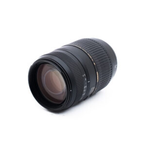 Tamron 70-300mm f4-56 Di LD Nikon-2 Tamron AF 70-300mm f/4-5.6 Di LD MACRO Nikon F - Käytetty