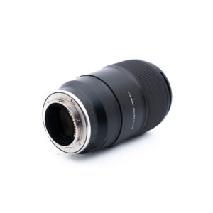 Tamron 90mm f28 Di III Macro VXD Sony-1 Tamron 90mm f/2.8 Di III Macro VXD Sony FE (Kunto K5, Takuu 6kk) – Käytetty