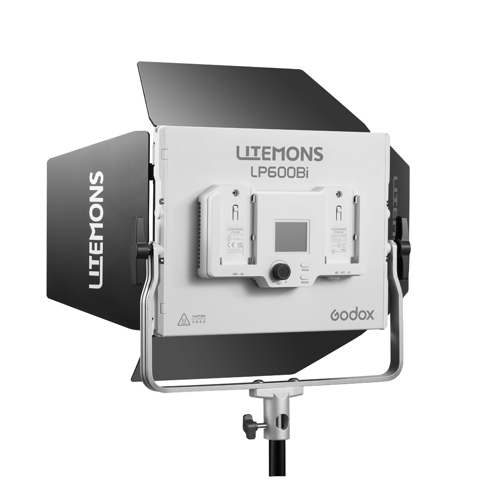 1723555625_382 Godox Litemons LP600Bi Bi-Color LED Light Panel 3 Light Kit Valkoinen