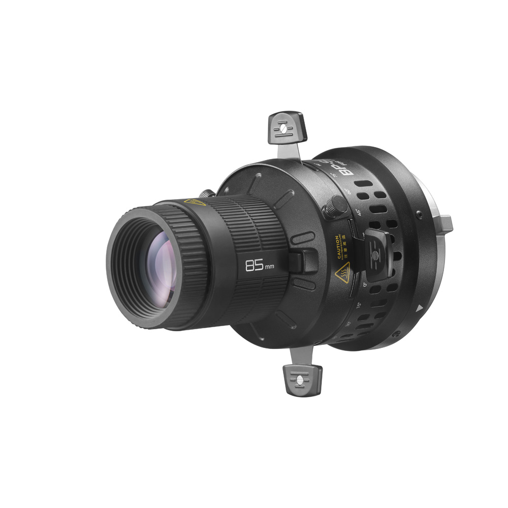 1736434440_440 Lähikuva Godox Litemons LED Projection Attachment 85mm -valaisimesta, jossa on musta kiinnike, jossa on säätövipuja ja mittamerkinnät valkoista taustaa vasten.
