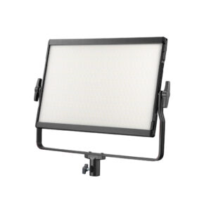 1753790644_118 Godox Litemons LP1200R RGB LED-valopaneeli Musta on suorakulmainen muotoilu, musta metallirunko, säädettävät sivusäätimet ja se on asennettu jalustalle.