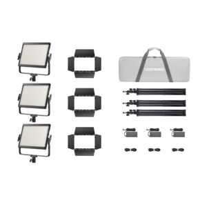1753790697_048 Godox Litemons LP1200R RGB LED-valopaneeli 3 valoa Musta Kit sisältää kolme neliönmuotoista LED-paneelia, joissa on lato-ovet, kolme jalustaa, virtasovittimet, kaapelit ja kantolaukku - ihanteellinen valokuva- tai videovalaistukseen.