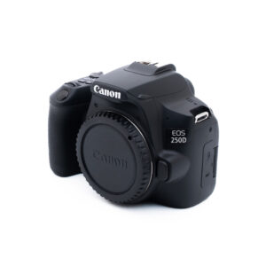 Canon EOS 250D (SC 2000, Kunto K5, Takuu 6kk) - Käytetty