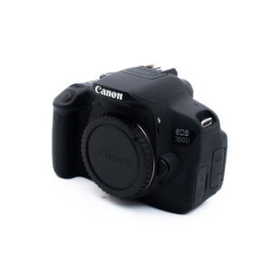 Canon EOS 700D + 18-55mm IS (SC 6500) - Käytetty