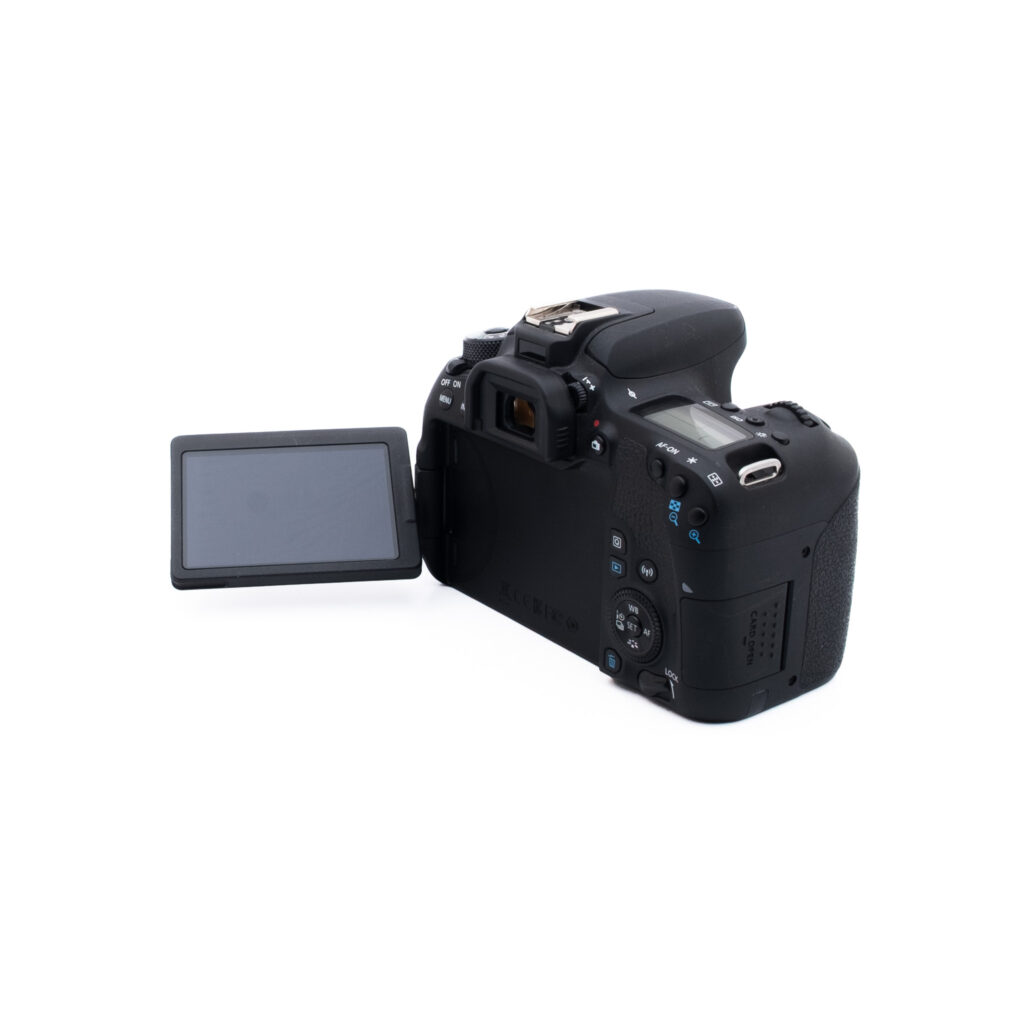 Canon EOS 77D (SC 1500) - Käytetty